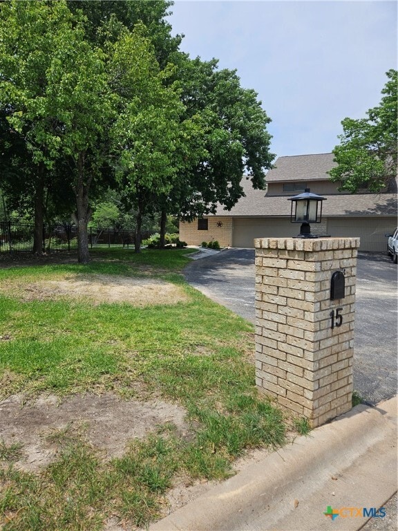 Primary Photo - 3901 Chisholm Trail