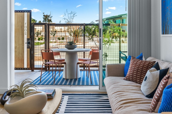 Building Photo - Lanai