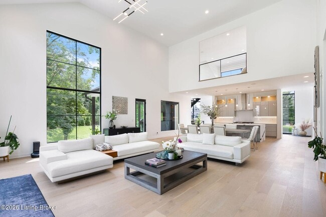 Building Photo - 14201 Reserves Cove Dr