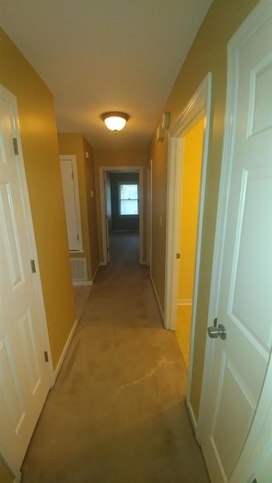 Building Photo - 122 Amberwood Dr