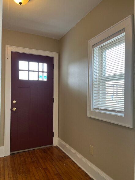 Building Photo - 3100 S Griffin Ave