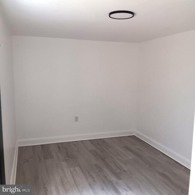 Building Photo - 3353 N 2nd St