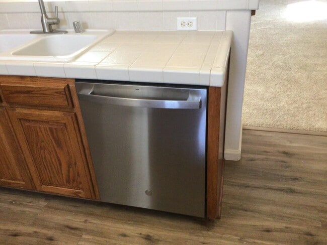 Building Photo - 1138 E Royal Dornoch Ave