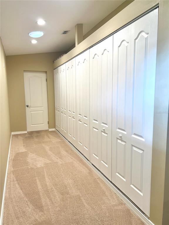 Building Photo - 5828 Sandy Pointe Dr