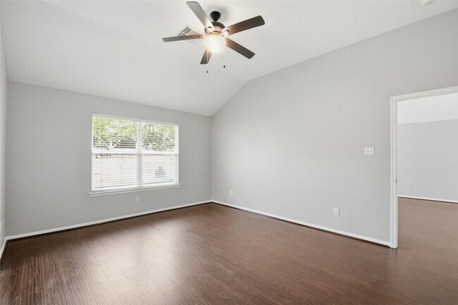 Building Photo - 24802 Sageford Ct