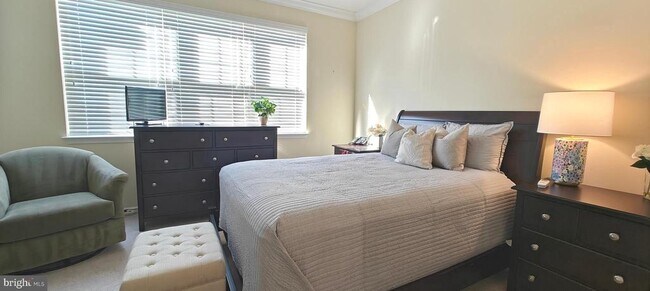 Building Photo - 10425 Starlight Pl