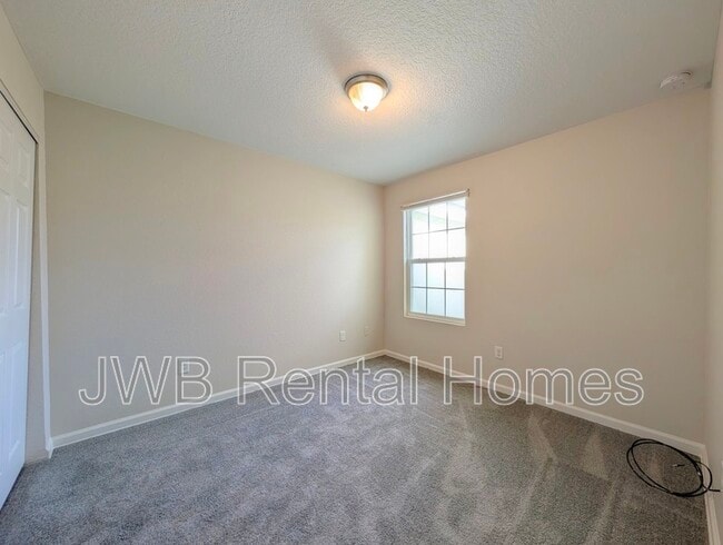 Building Photo - 7876 Playschool Ln