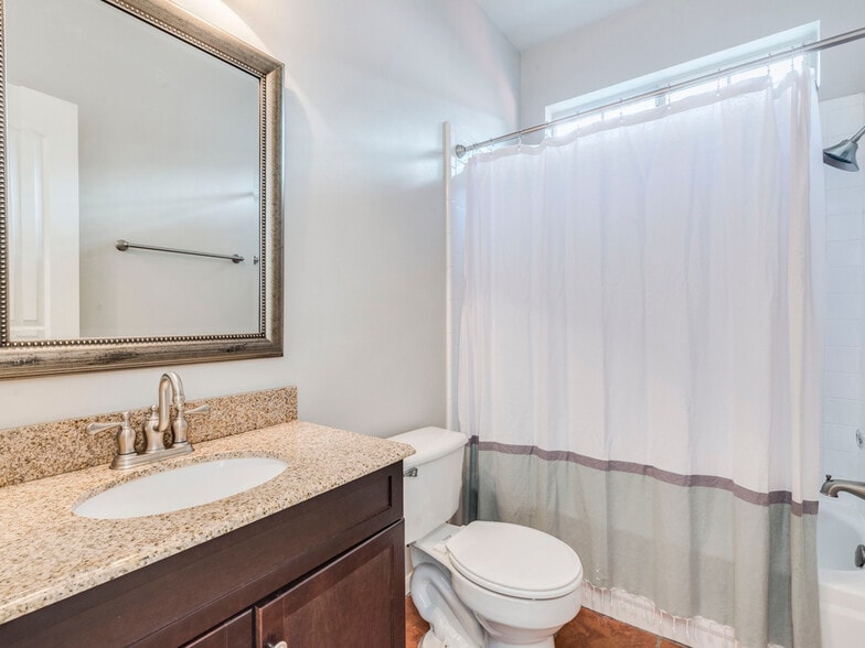 Building Photo - 6911 Gentle Oak Dr