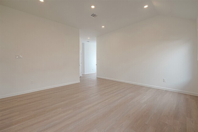 Building Photo - 27110 Angel Creek Ln