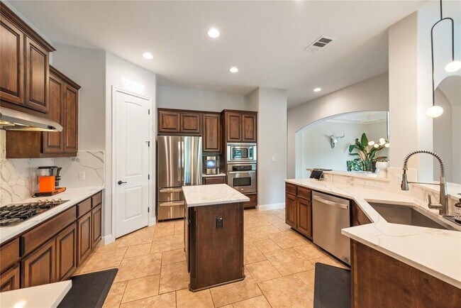 Building Photo - 12305 Lostwood Cir