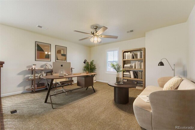 Building Photo - Spacious Spring Valley Stunner – Move-In R...