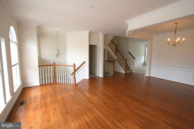 Building Photo - 46164 Aisquith Terrace