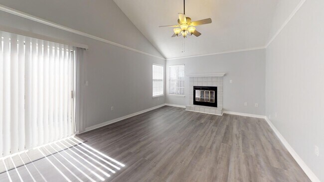 Building Photo - 1922 Heartland Dr