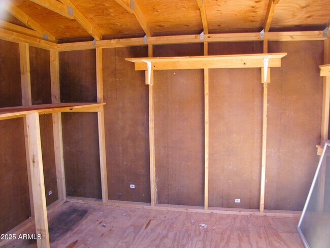 Building Photo - 1046 Estancia Dr