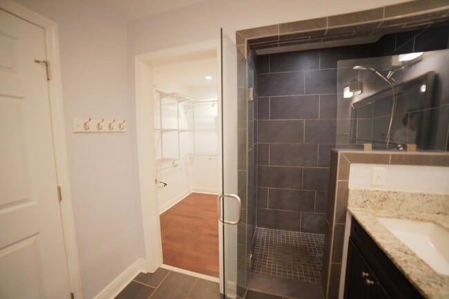 Building Photo - 3384 Barrow Hill Trail