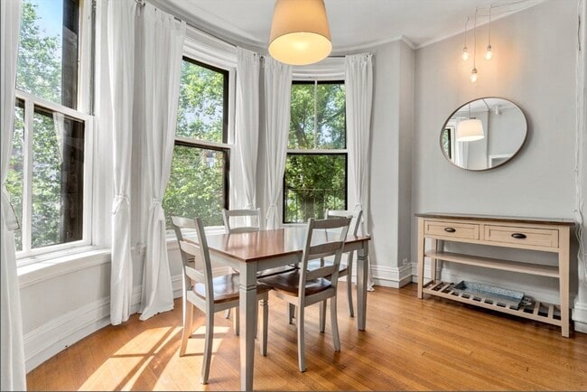 Building Photo - 377 Commonwealth Ave