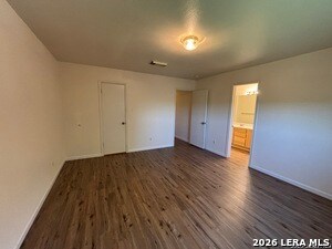 Building Photo - 8214 Chestnut Manor Dr
