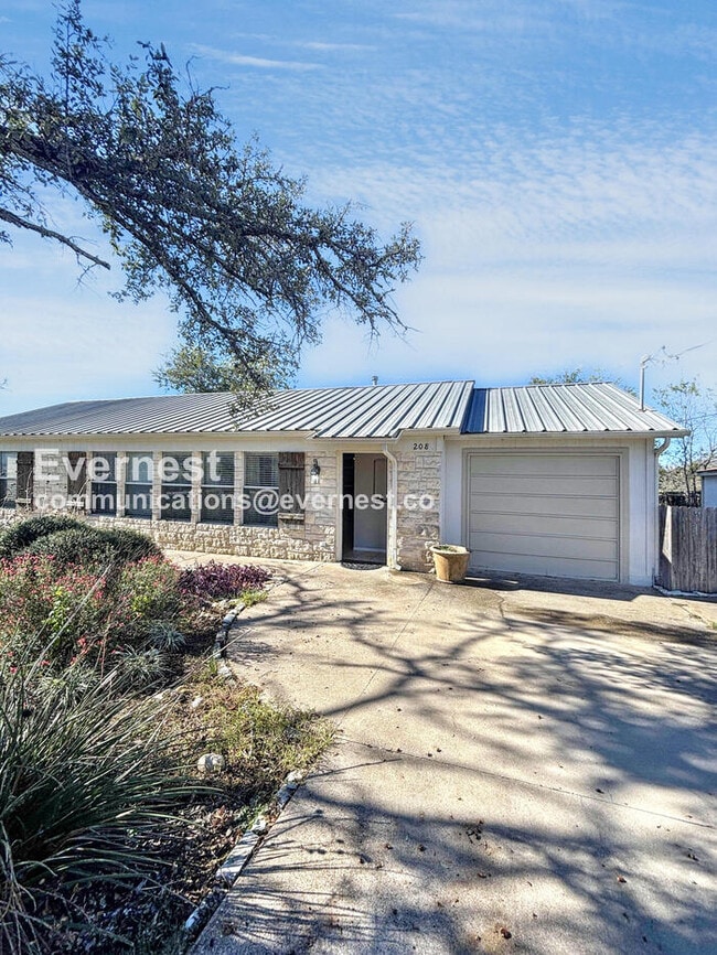 Primary Photo - 208 Panther Path