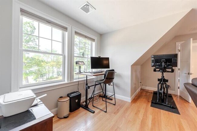 Building Photo - 37 Kibrel Ct
