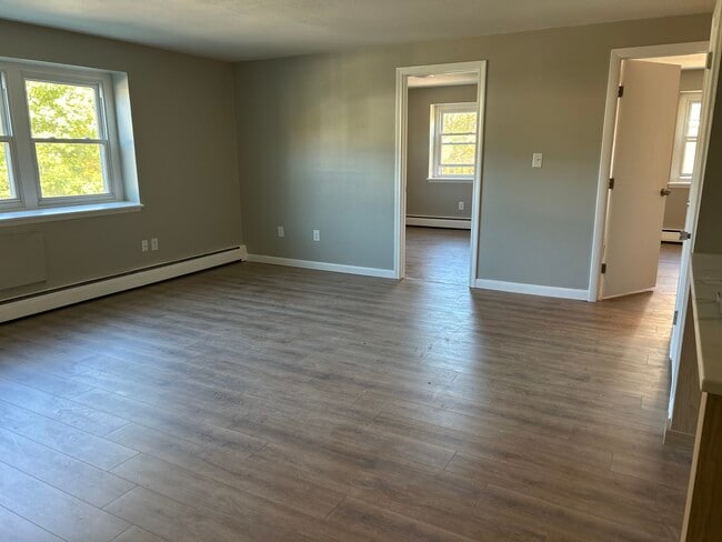 Building Photo - 130B Clinic Dr