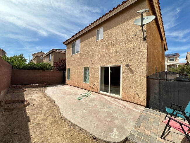 Building Photo - Sonata Within Pinnacle Peaks Phase 2 Amd