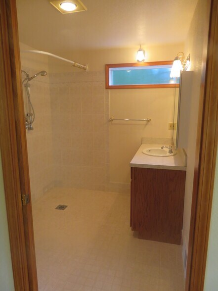 Building Photo - 13008 177th Pl NE