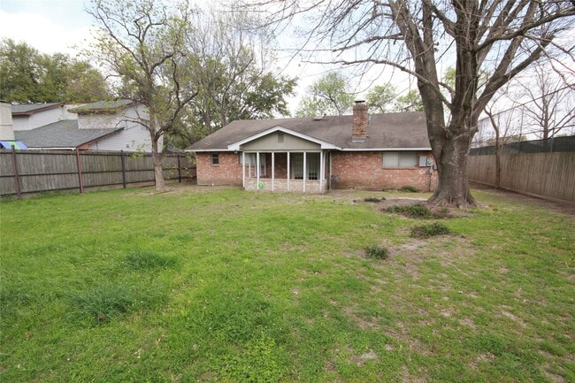 Building Photo - 7623 Alperton Dr