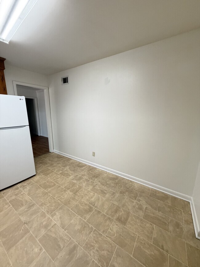 Building Photo - 520 Mimosa Pl