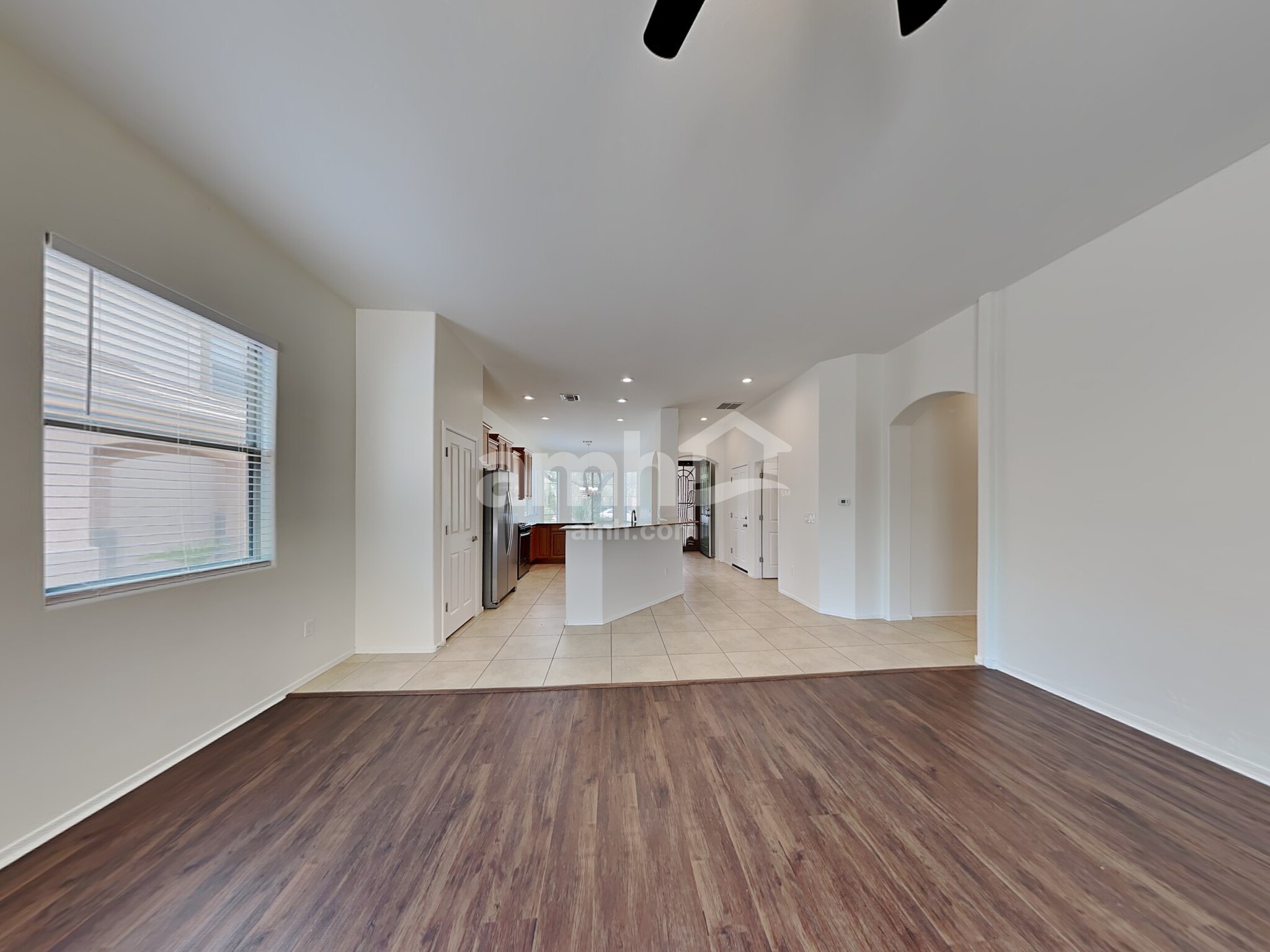 Building Photo - 12924 N Carlsbad Pl