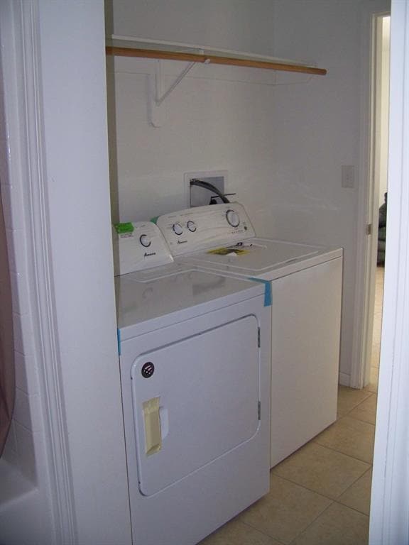 Building Photo - 300 Spruce St