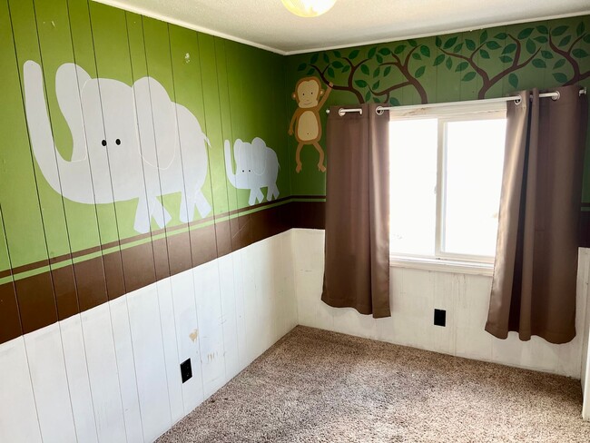 Building Photo - Southside 2 Bed Mobile Home at Southwood M...