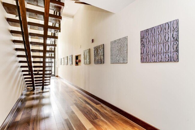 Building Photo - 1737 Connecticut Ave NW