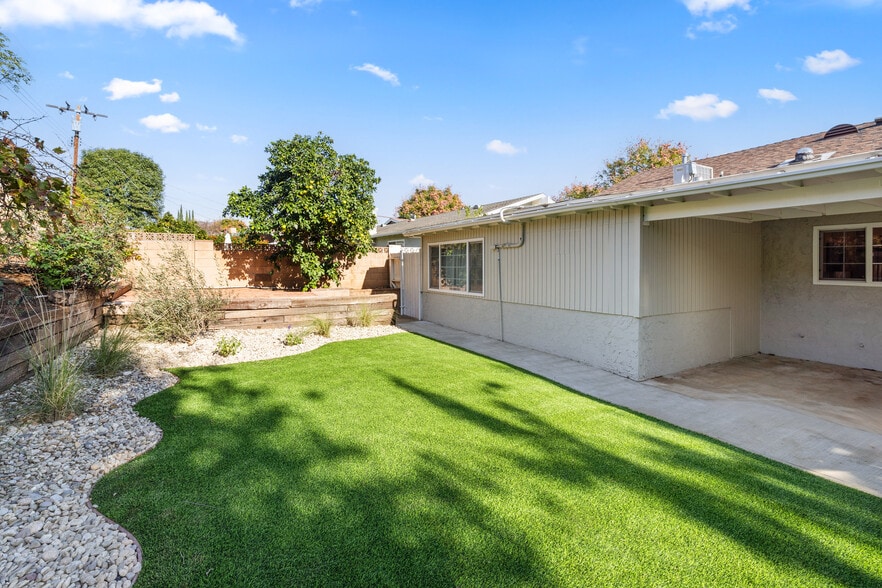 Building Photo - 3361 Wichita Falls Ave