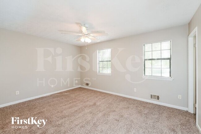 Building Photo - 2848 Maple Grove Dr