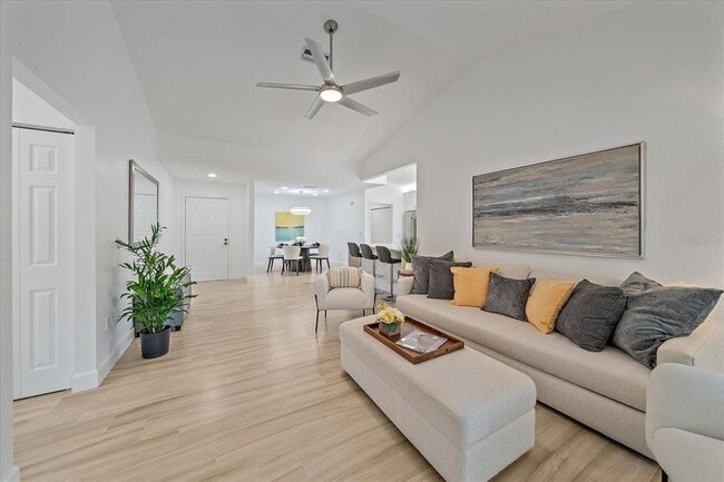 Building Photo - 1684 Pintail Way