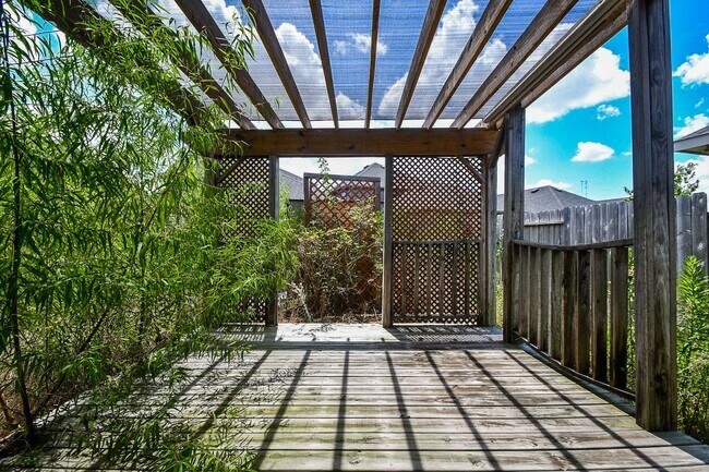Building Photo - 9316 Colonial Bent Pl