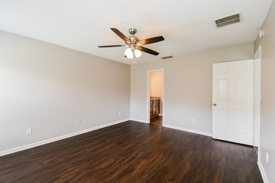 Building Photo - 4126 Weathered Pine Ct