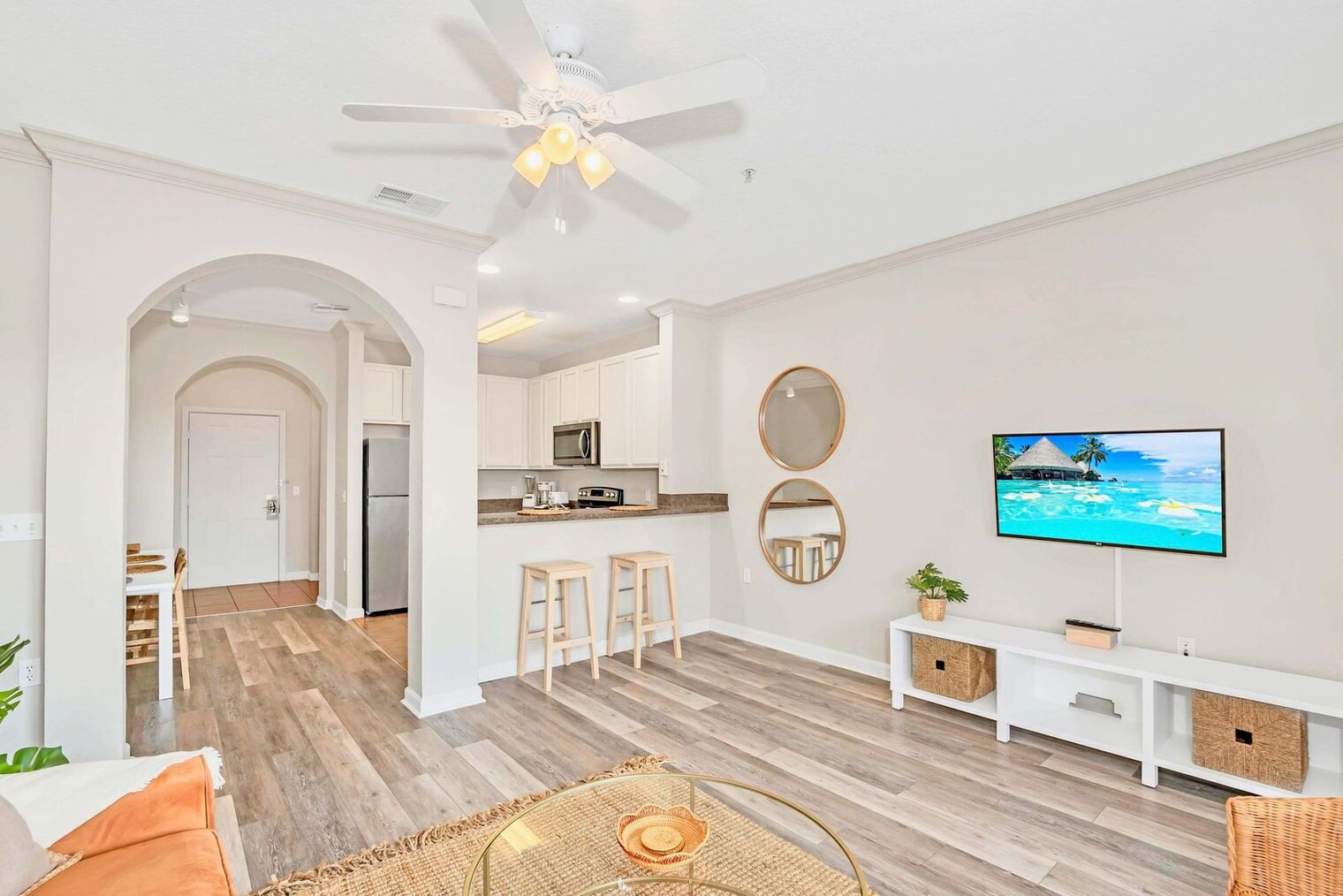 Building Photo - 14200 Avalon Rd