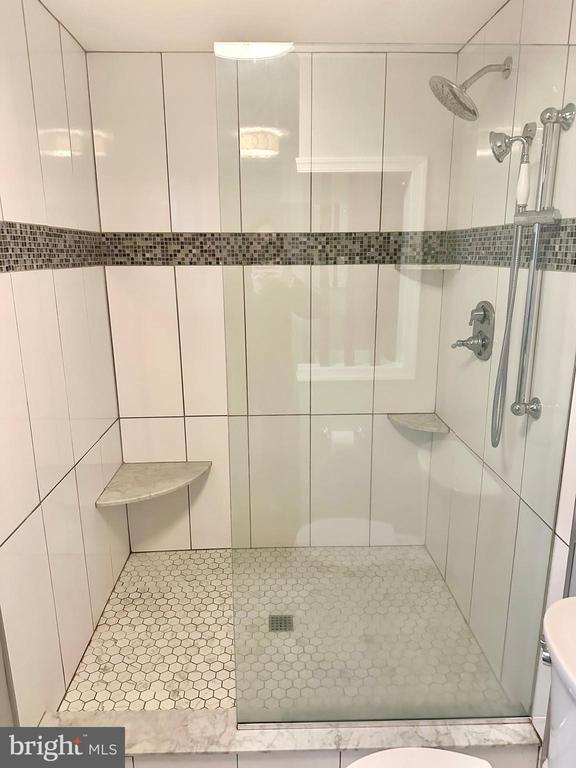 Building Photo - 14661 Rogers Ford Rd