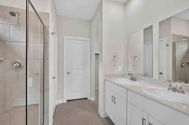 Building Photo - 3048 Belton Dr