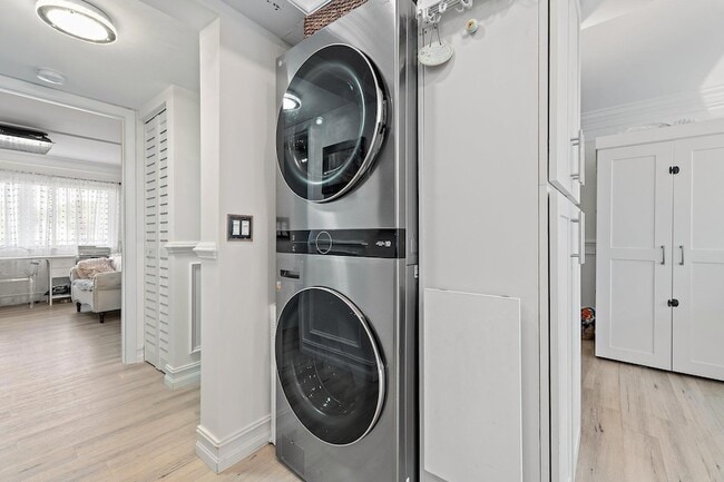 Building Photo - 1605 S US Hwy 1