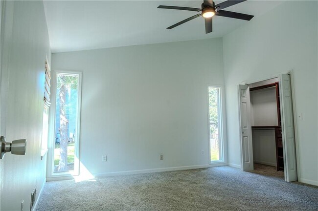 Building Photo - 8025 Cedar Cove