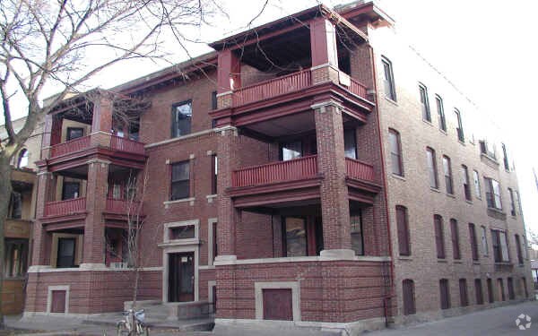 Building Photo - 5411-5413 S Woodlawn Ave