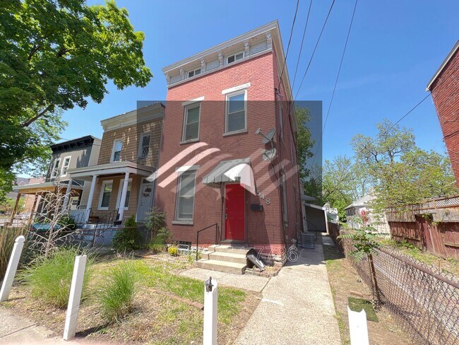 Building Photo - 1548 Lingo St