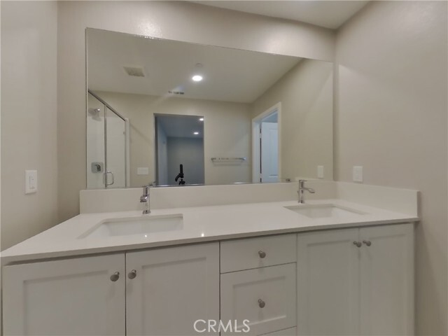 Building Photo - 31705 Luther Dr