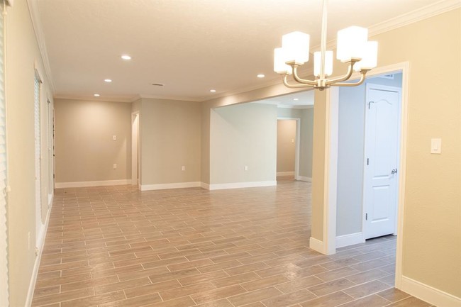 Building Photo - 9014 Kapri Ln