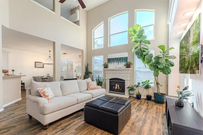 Building Photo - 8303 Hayden Cove Dr