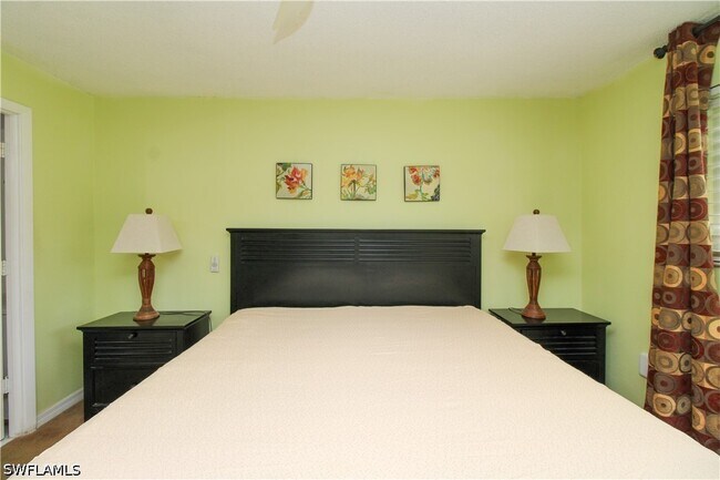 Building Photo - 175 Turtle Lake Ct