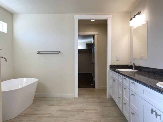 Building Photo - New Construction in Dallesport