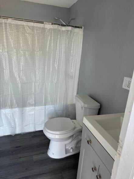 Building Photo - 6712 Stardust Ln